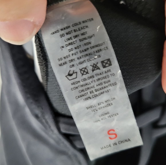 Geographic print boy short strappy swim dress - Picture 6 of 8